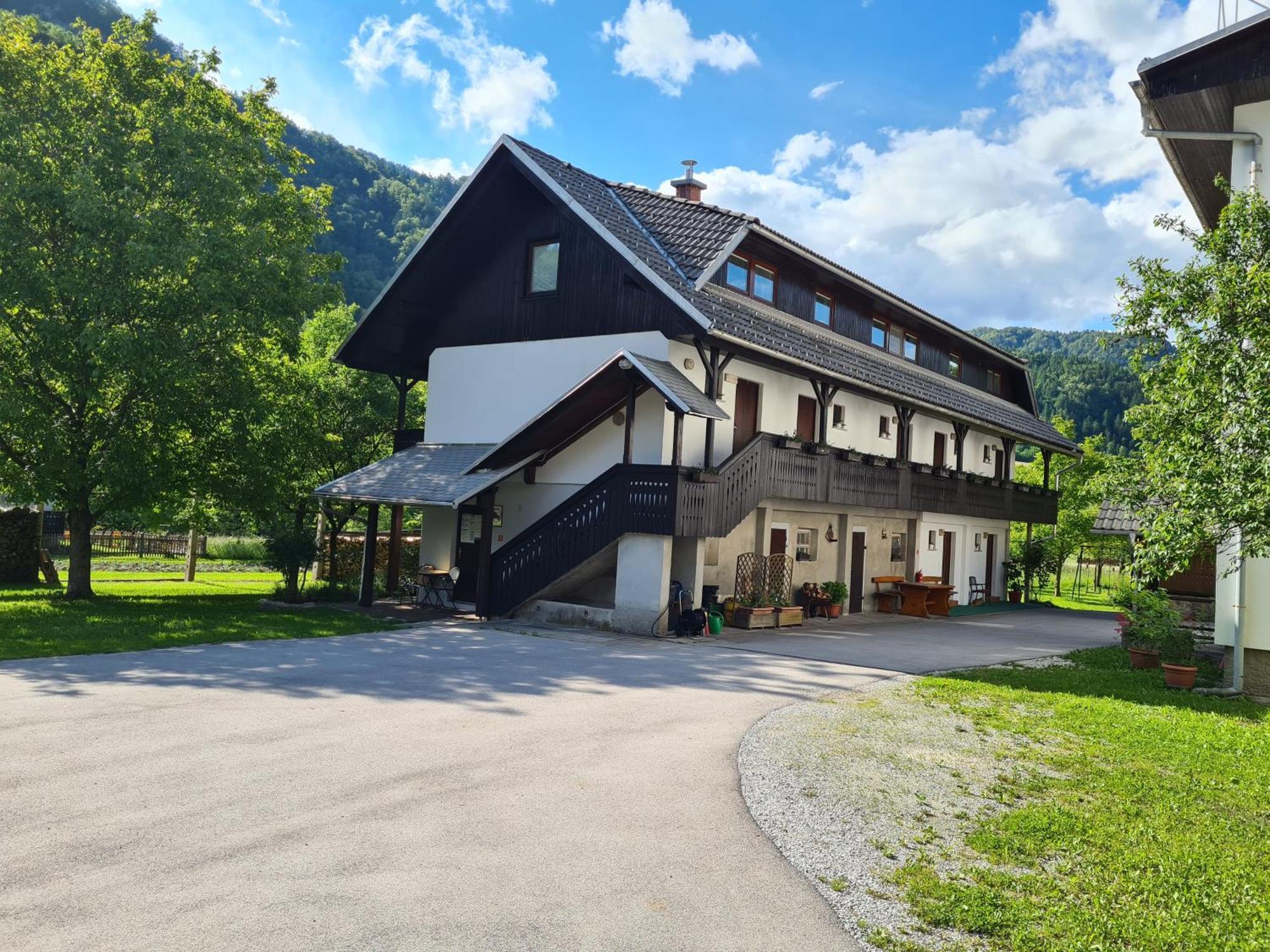 Gostilna Batist Bed and Breakfast Bohinjska Bela Εξωτερικό φωτογραφία