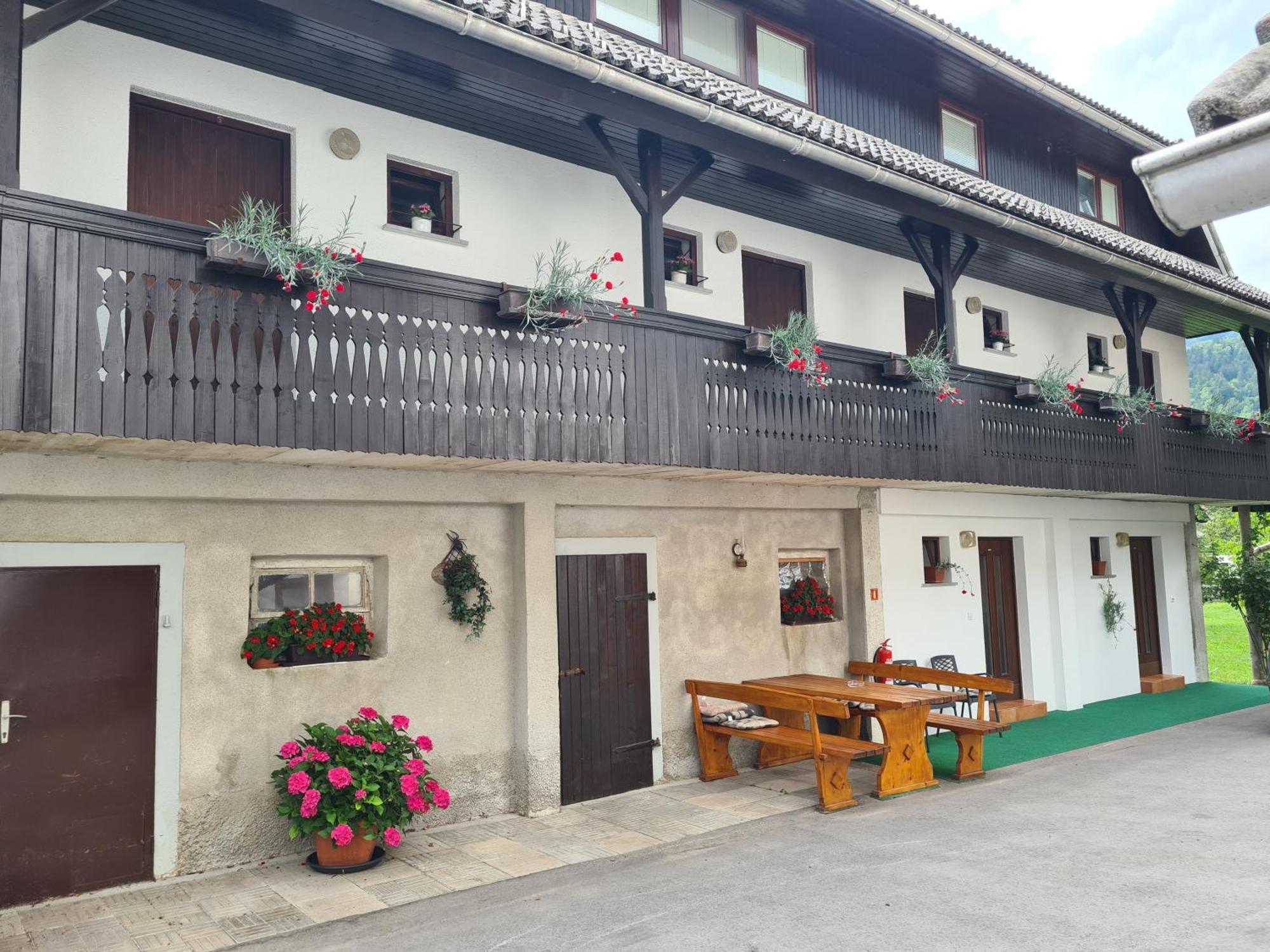 Gostilna Batist Bed and Breakfast Bohinjska Bela Εξωτερικό φωτογραφία